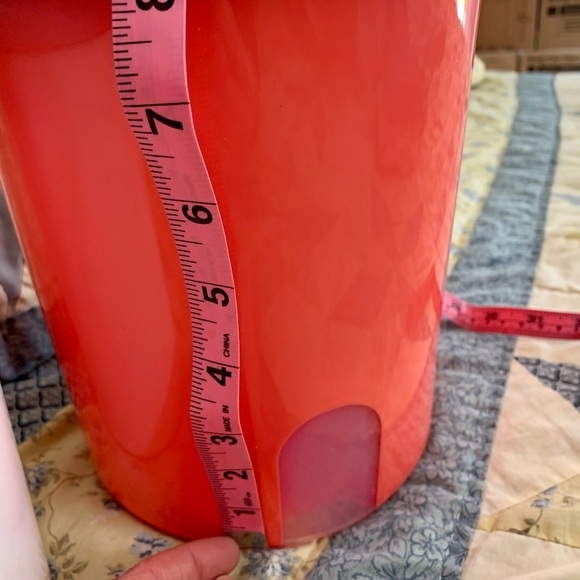 Tupperware Cannisters - Picture 3 of 7